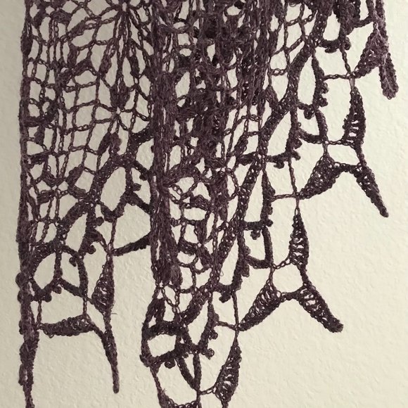 NEW Handmade Luxury English Ivy Lace Shawl, Triangular (96"L & 48"D), Plum - Picture 7 of 9